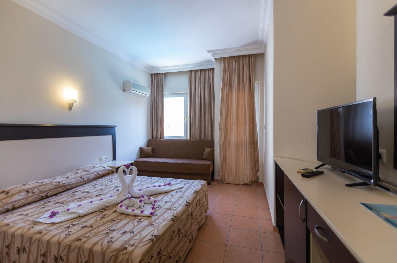 Helios Hotel Side Zewnętrze zdjęcie