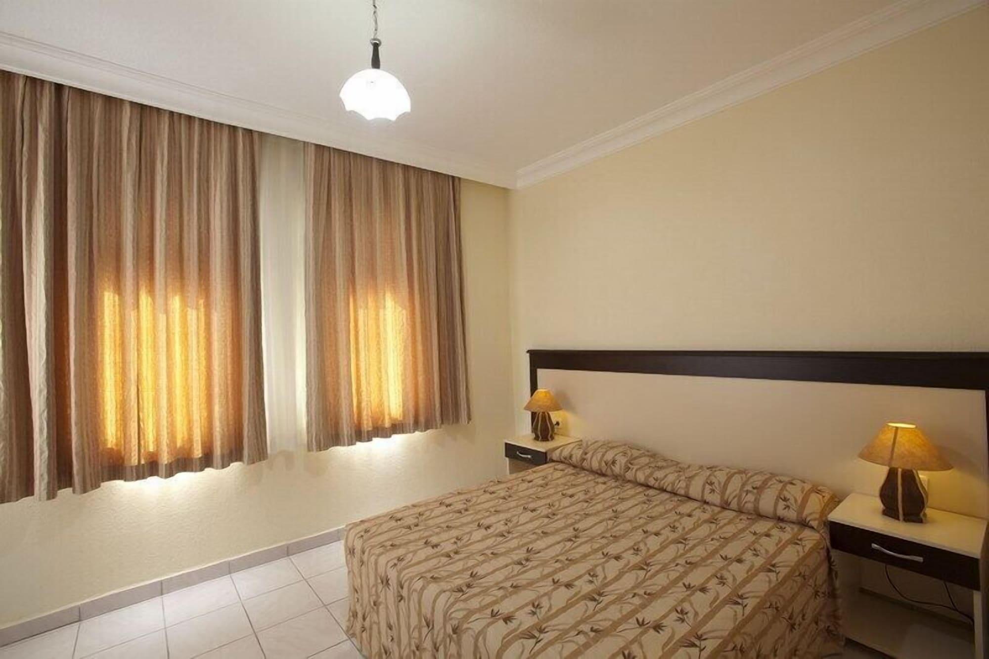 Helios Hotel Side Zewnętrze zdjęcie